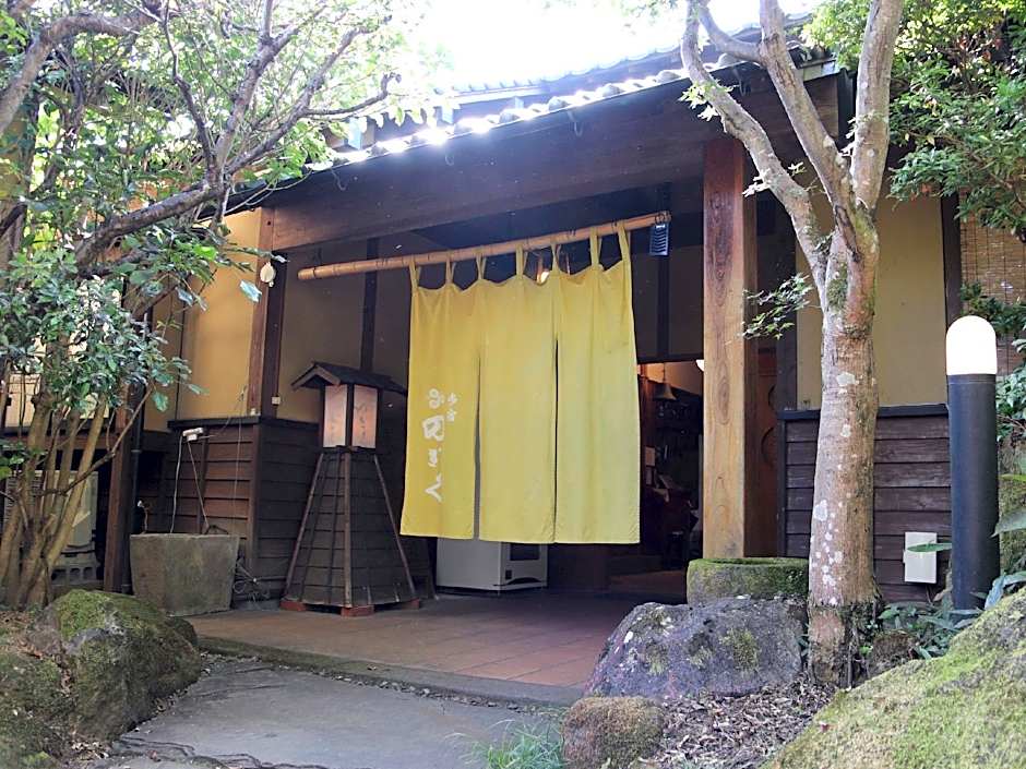 Yufuin Ryokan Nogiku