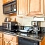Carriage House Condominiums by All Seasons Resort Lodging