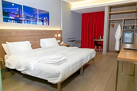 Classic Double Room