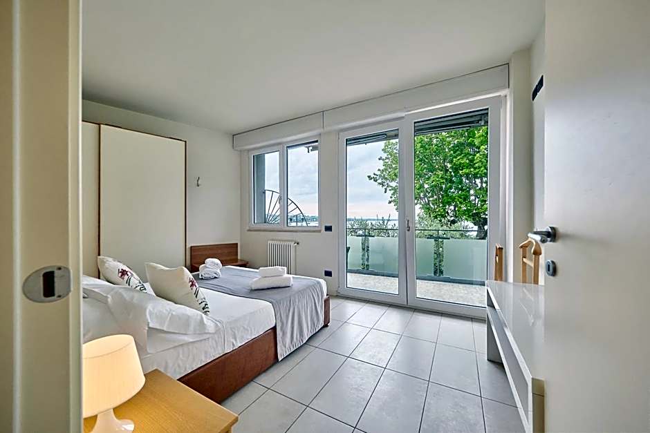 Front Lake Apartment Bardolino