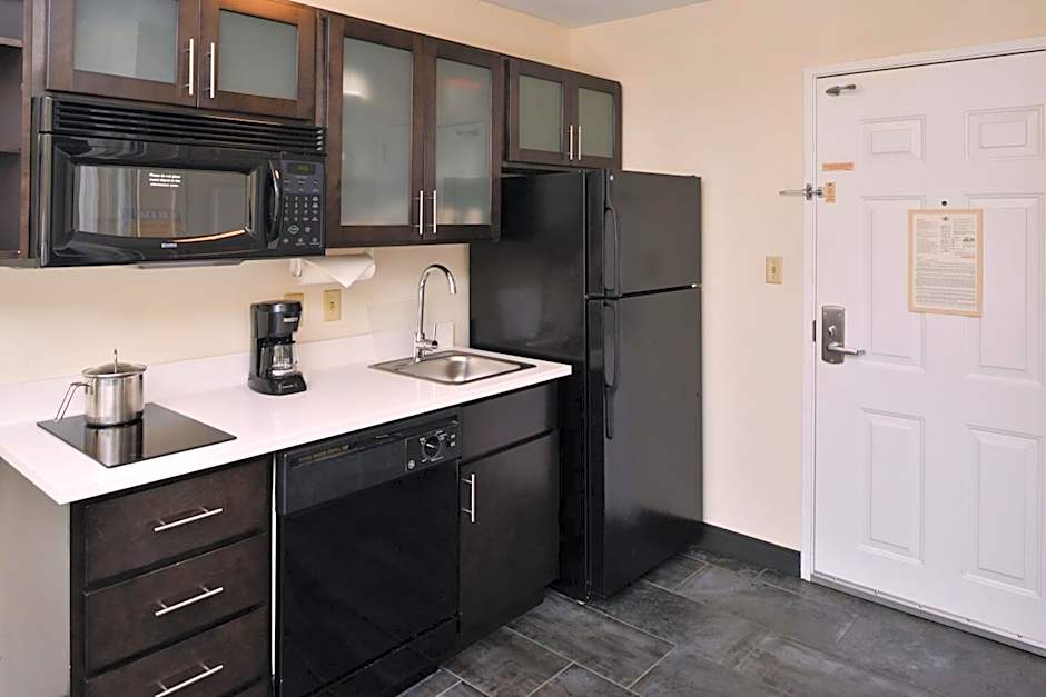 Candlewood Suites Winchester By IHG