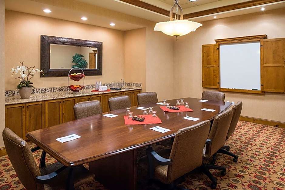 Hampton Inn By Hilton And Suites Coeur D Alene