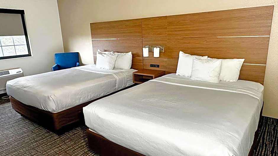 Estherville Hotel & Suites