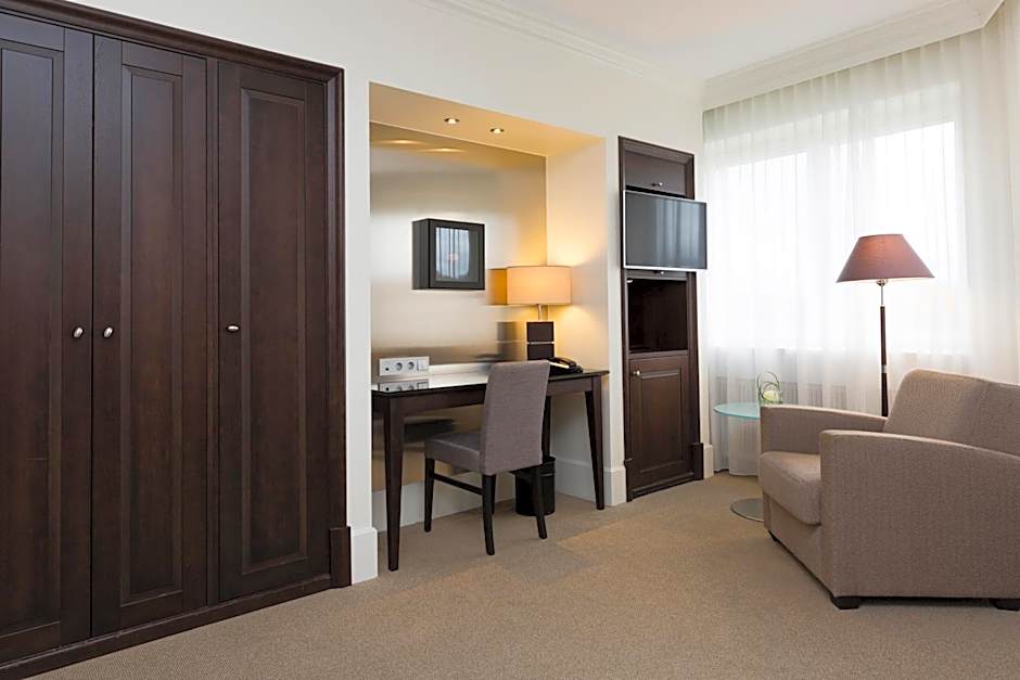 Elite Park Avenue Hotel