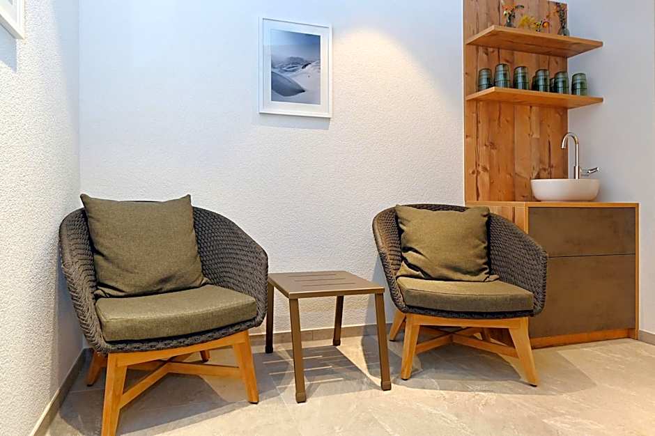 Gasthaus & Pension Alphorn