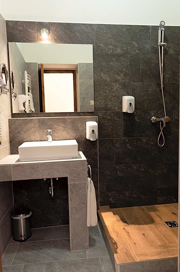 Vén Diófa De Lux Panzió