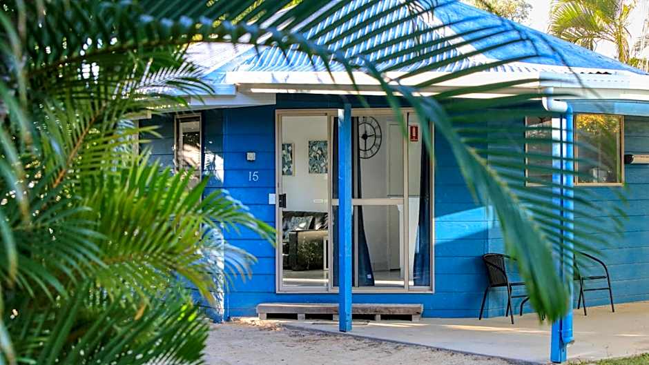 Boyne Island Motel and Villas
