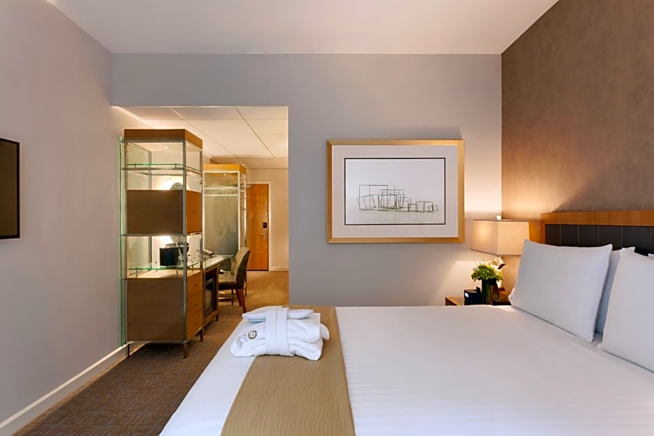 Executive Hotel Le Soleil New York