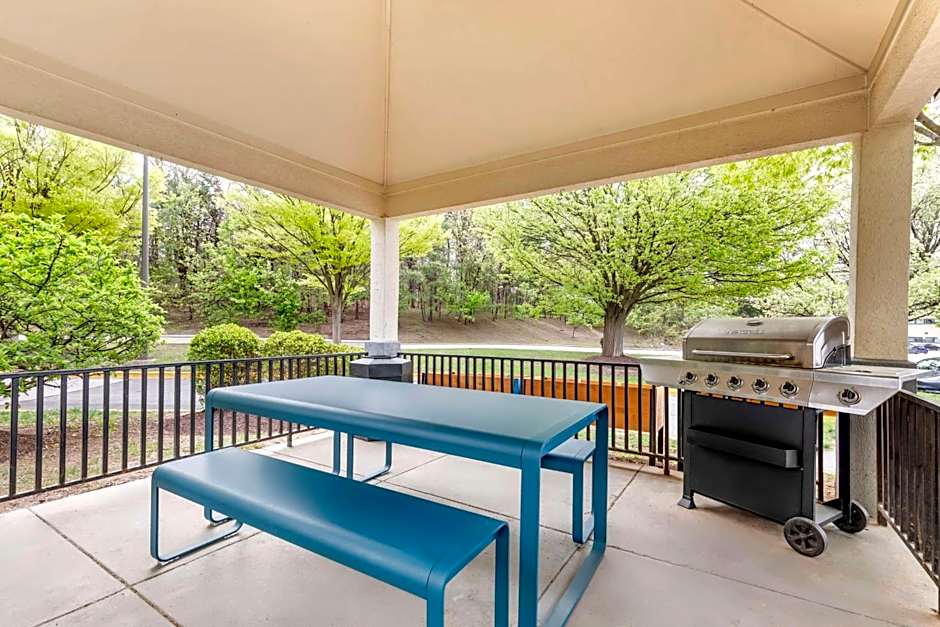 Sonesta Simply Suites Baltimore BWI Airport