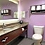 La Quinta Inn & Suites by Wyndham Clarksville