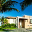 Azul Villa Esmeralda, by Karisma