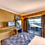 Numa Port Hotel