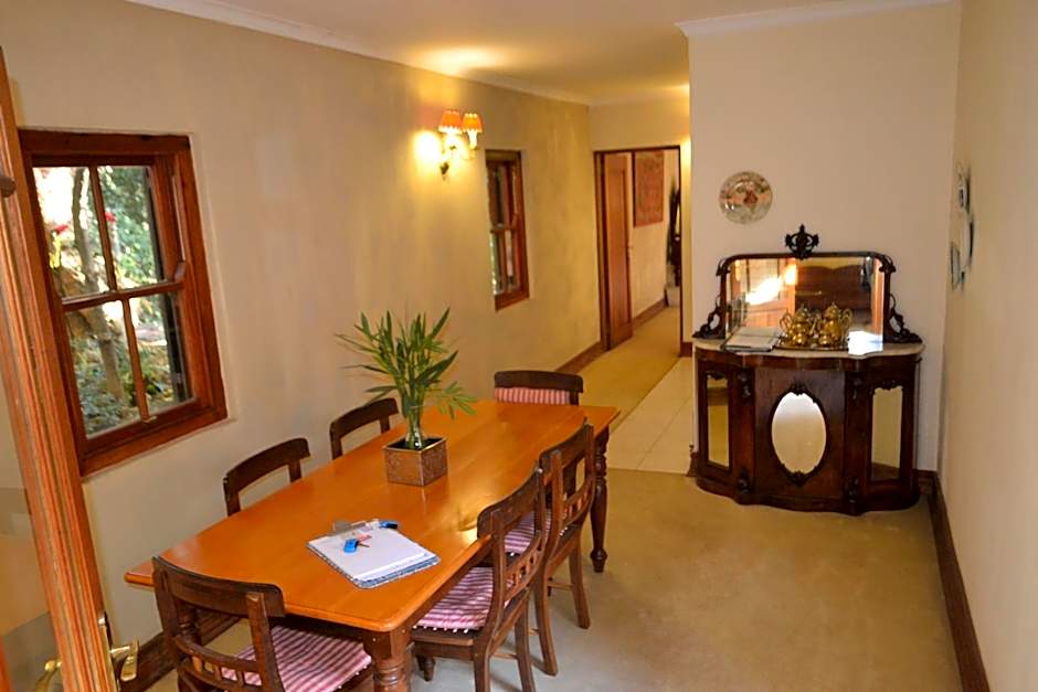 Foxwood House Boutique Hotel