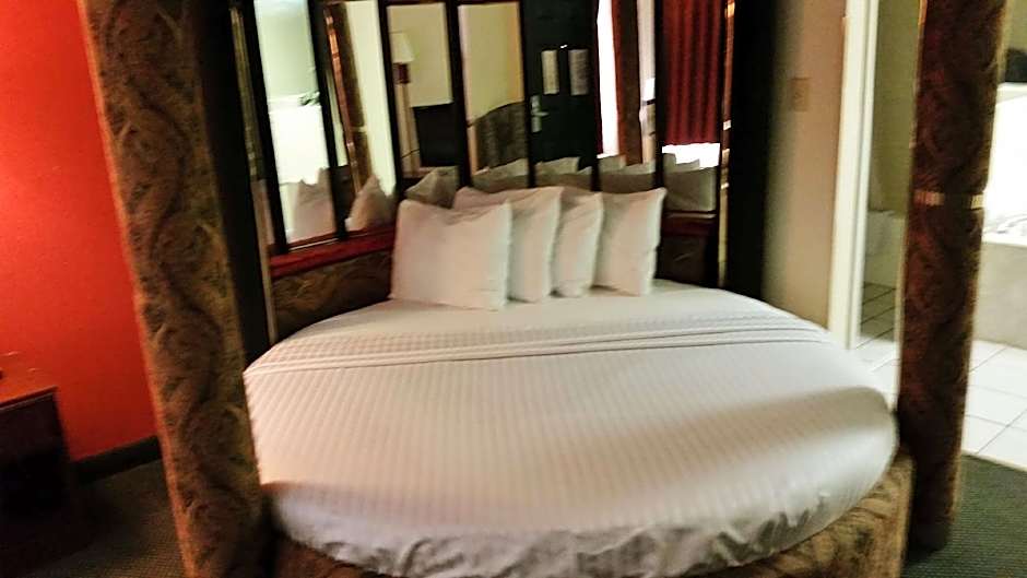 Country Hearth Inn & Suites Augusta