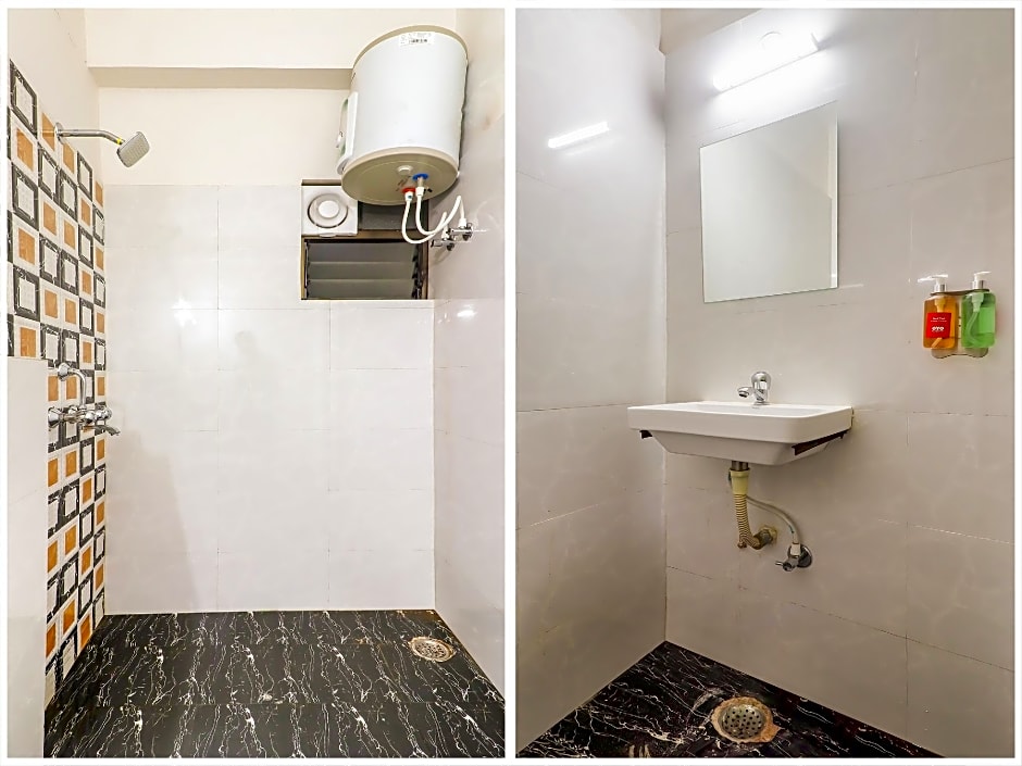 OYO 79480 Flagship HHH Skyline