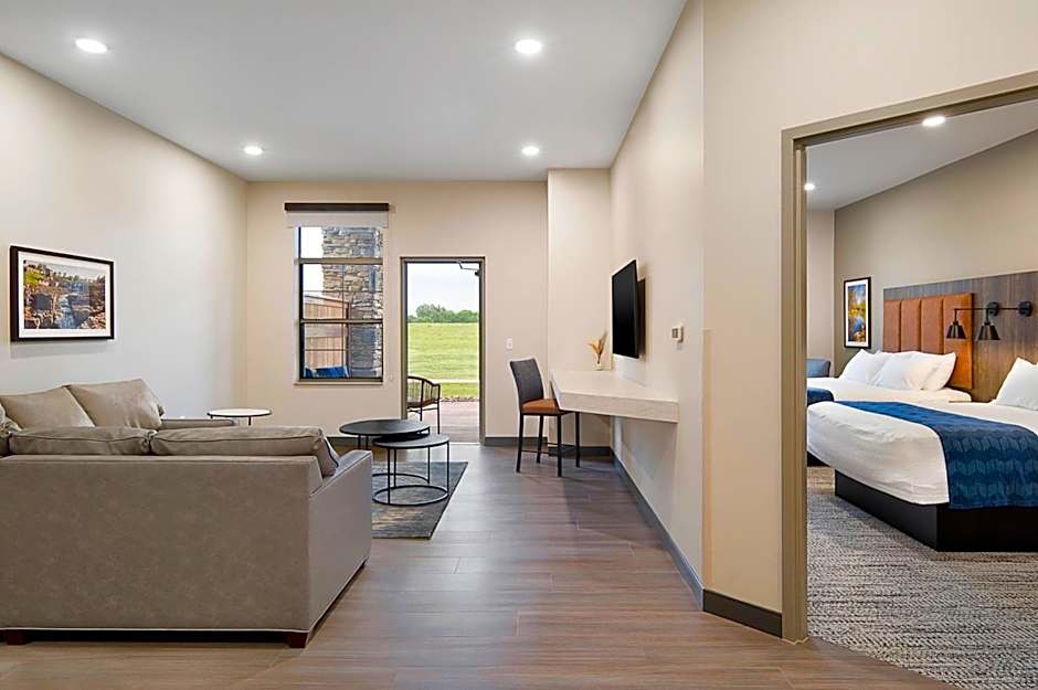 ClubHouse Hotel Sioux Falls