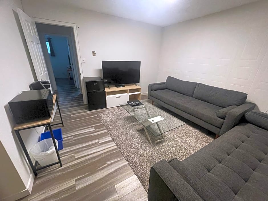 Crystal Springs Motel