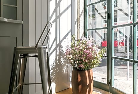 Almaria - Edificio Officina Real