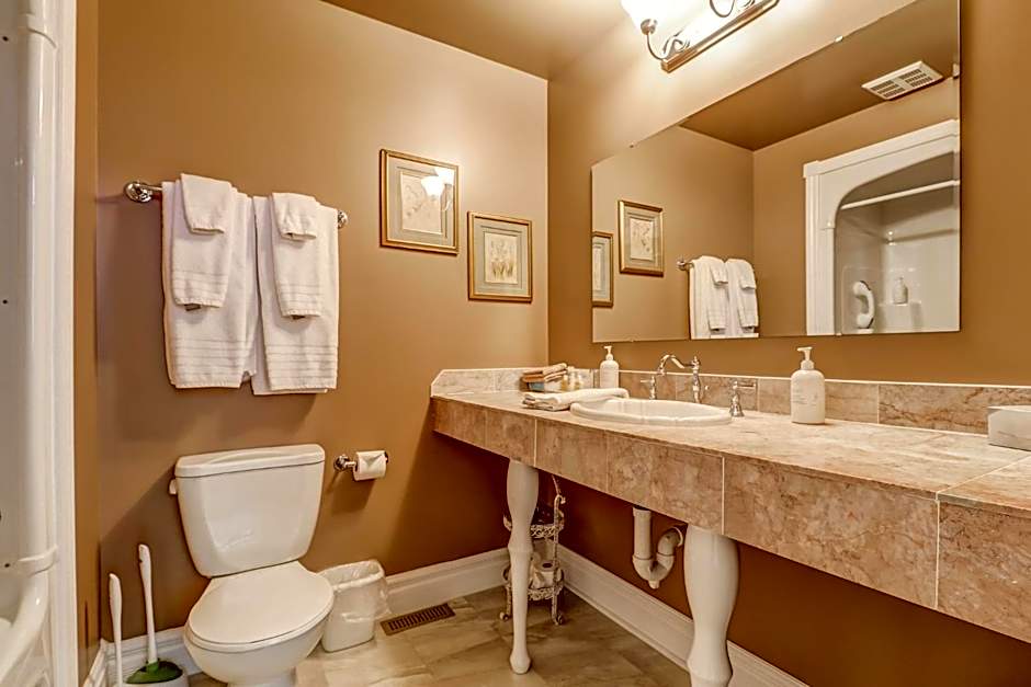 School House Bed and Breakfast C.1859