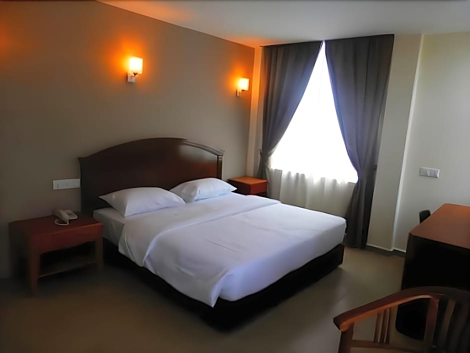 Lks Hotel