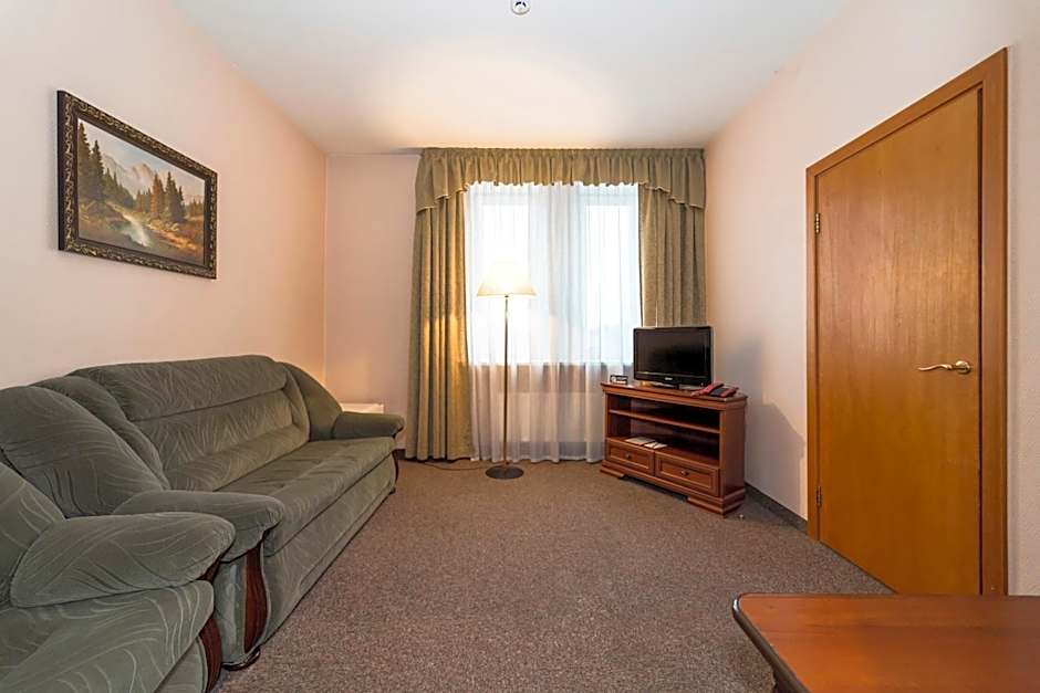 Kolonna Hotel Brigita