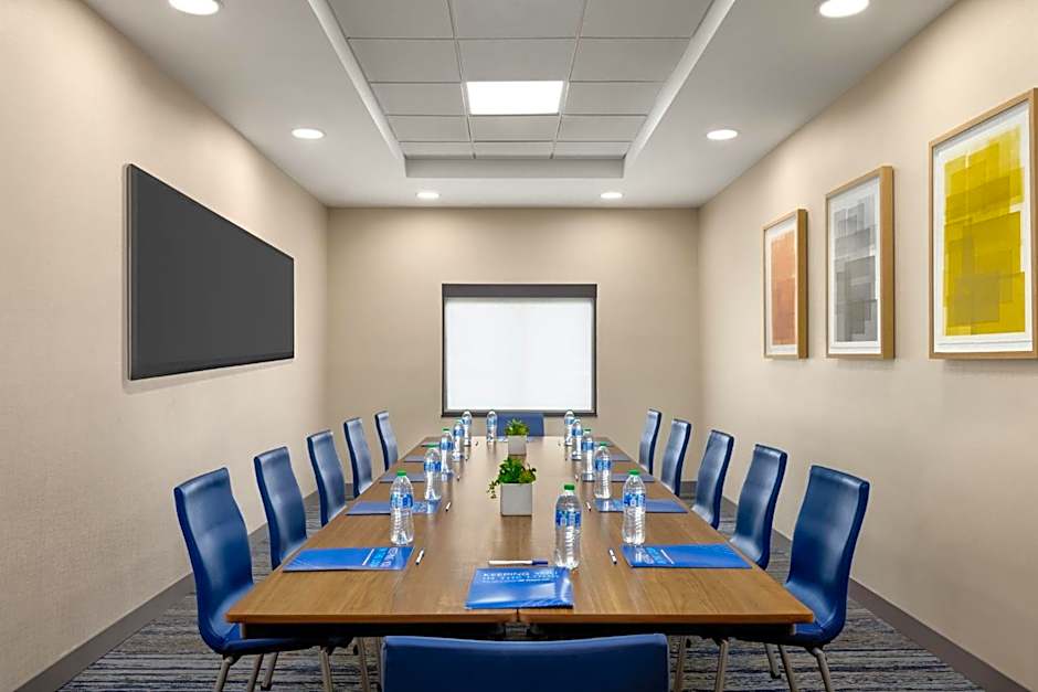 Holiday Inn Express Hotel & Suites Fort Pierce West By IHG