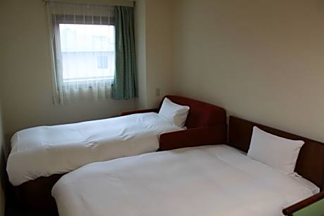 Twin Room - Smoking