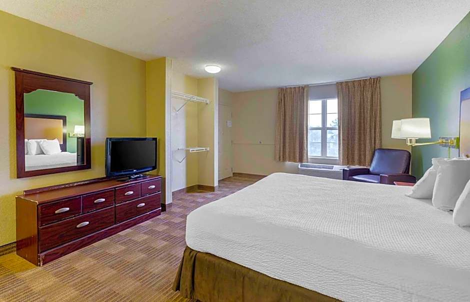 Extended Stay America Select Suites - Fayetteville - Owen Dr.