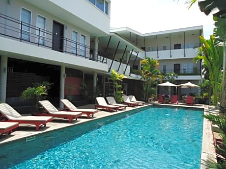 MEN's Resort & Spa (Gay Hotel)