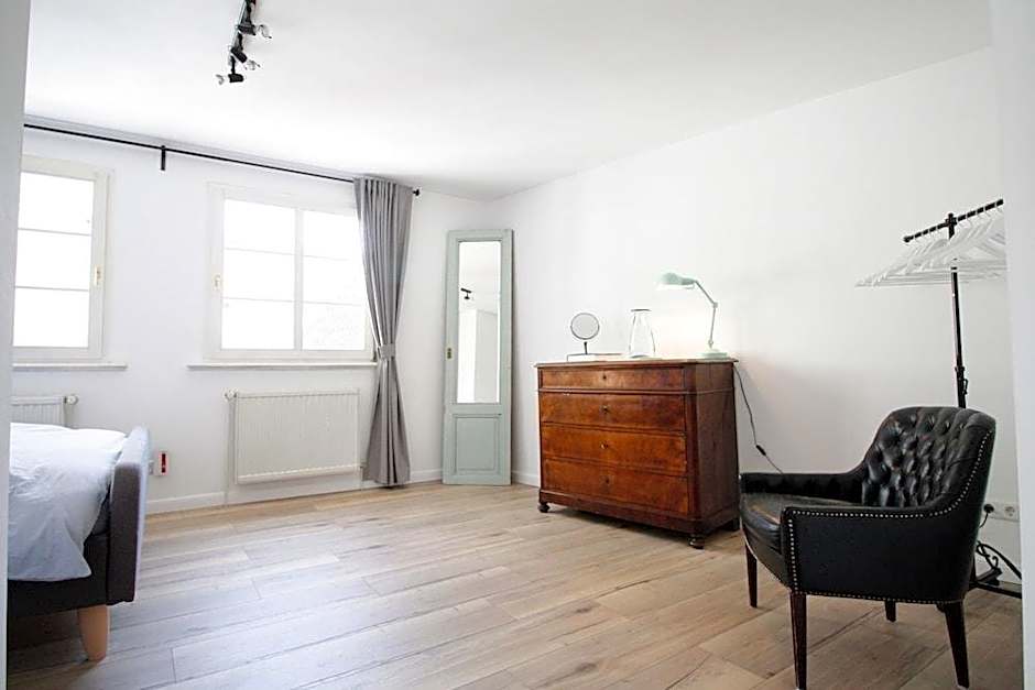 Boutique Charme Apartments 10