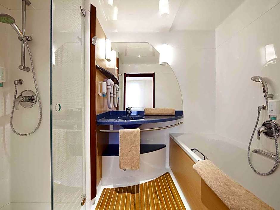 Suite Novotel Paris Montreuil Vincennes