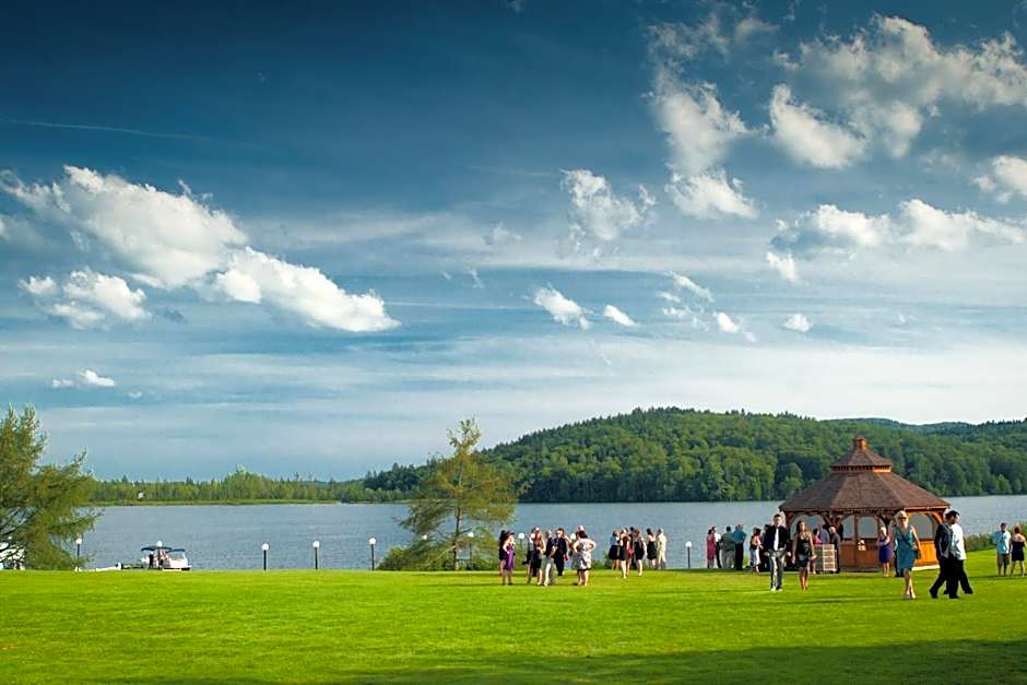 Le Manoir Du Lac Delage