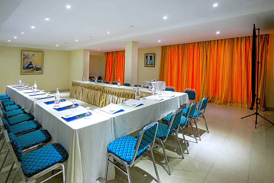 Houda Yasmine Marina & Spa