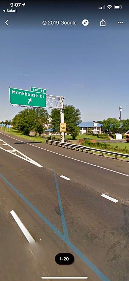 Economy Inn & Suites