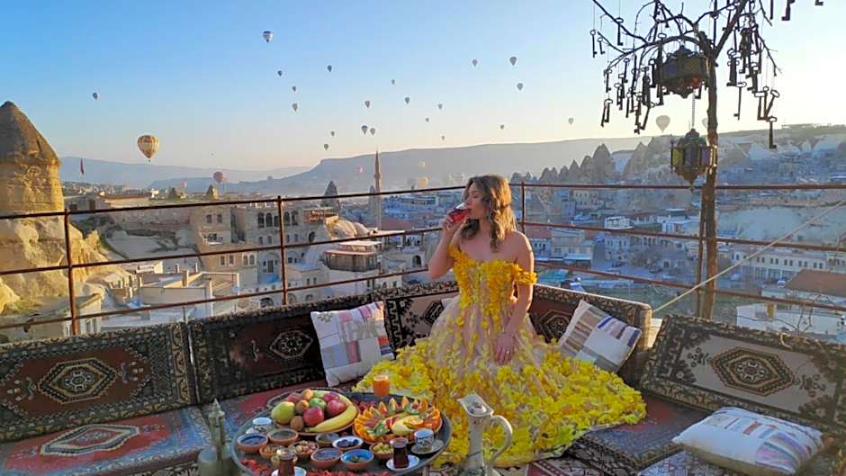 Antique Terrace Cave Suites