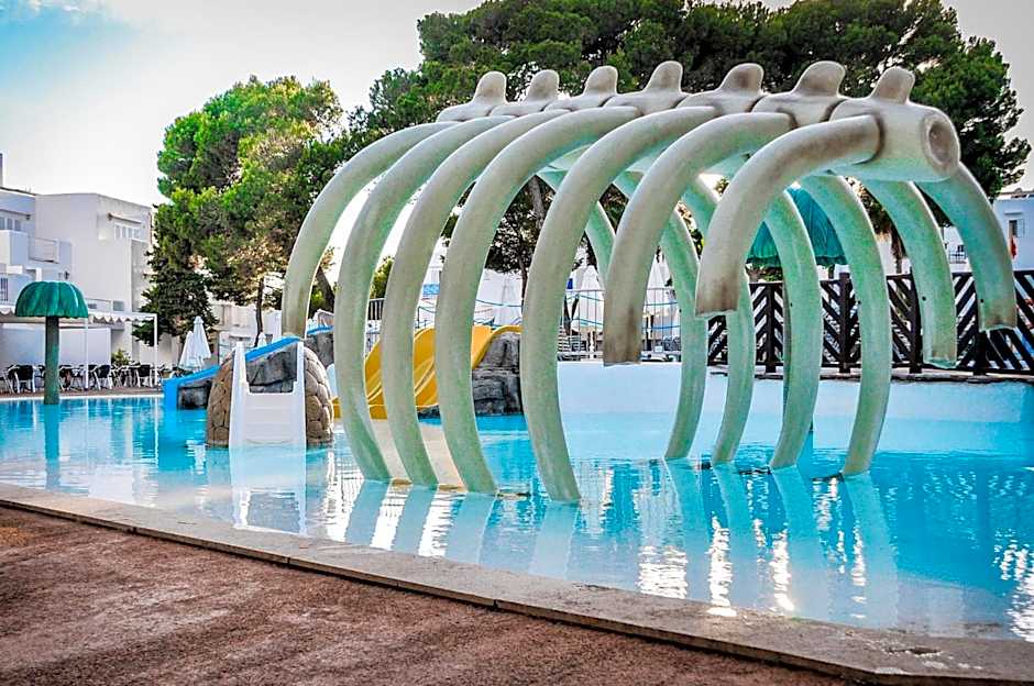 Hotel Club Es Talaial