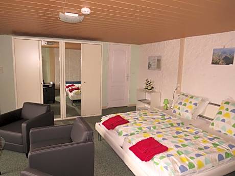 Famille-Basic-Salle de bain privée séparée-Chevaux de Bât