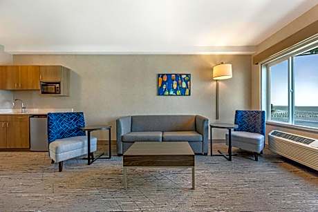 1 King 1 Queen Suite Sofa Bed