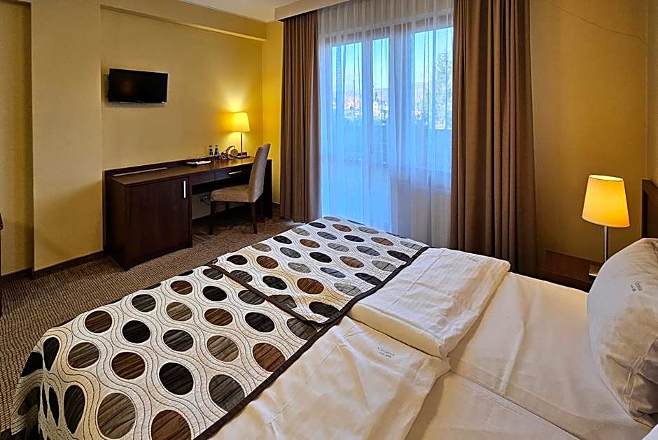 Pensjonat Crosna SPA