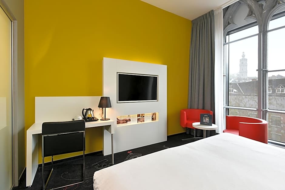 Martin's Dream Hotel