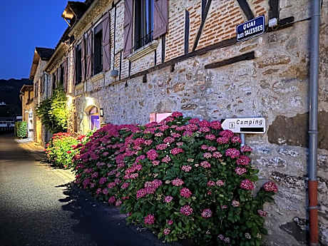 Le Victor Hugo - Hôtel et Restaurant - Logis Hôtels