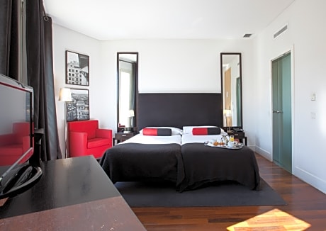 Double single use superior