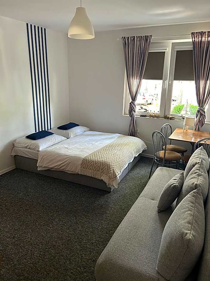 REDA - Pokoje z niezależnym wejściem