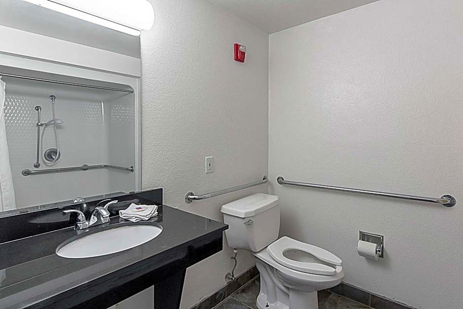 Motel 6-San Antonio, TX - Downtown - Alamo Dome