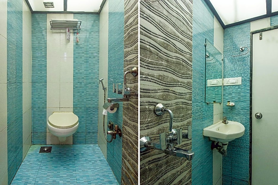 OYO Hotel Sarovar Grand