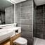 Courtyard by Marriott Paris Charles de Gaulle Central Airport
