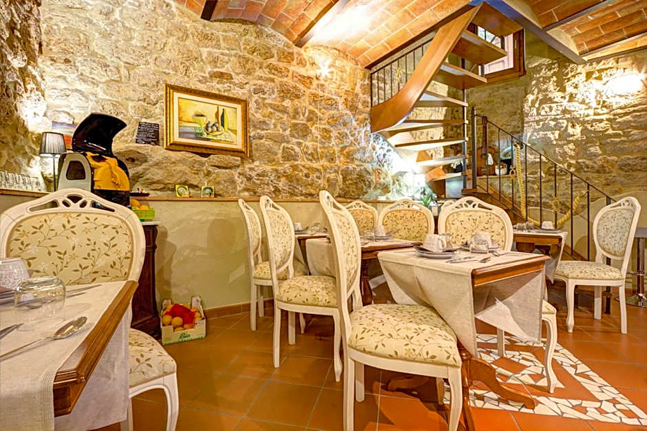 Hotel Volterra In Superior