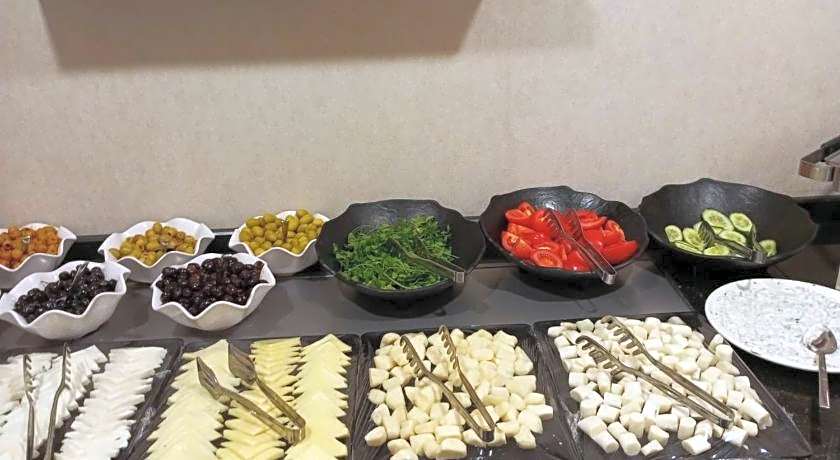 UĞURLU HOTEL