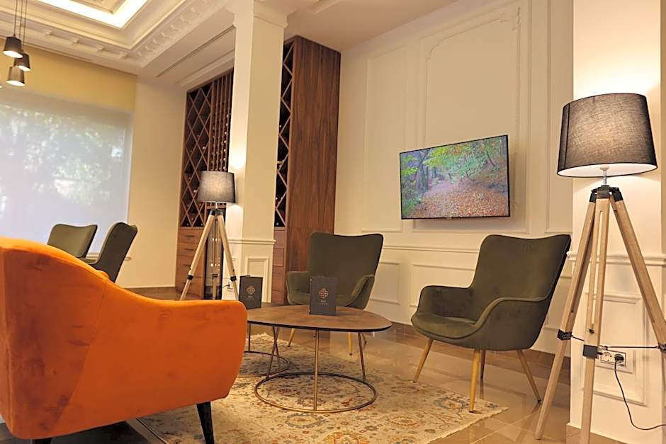 H41 Luxury Suites