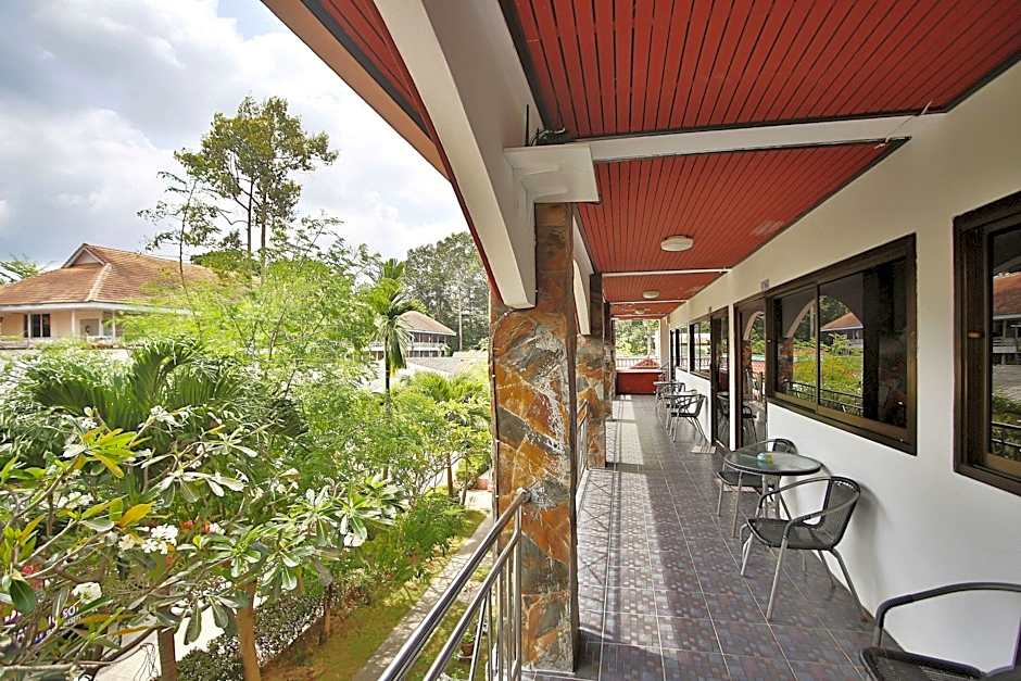 Lotus Friendly Hotel